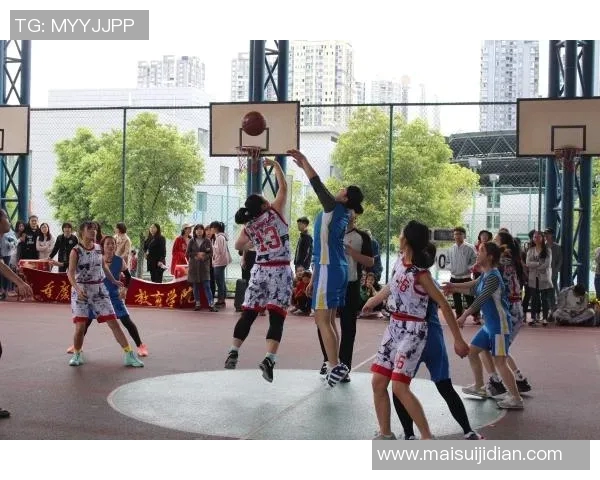重庆篮球队在城市联赛中的比赛经验与表现分析 重庆篮球队在城市联赛中的比赛经验与表现分析