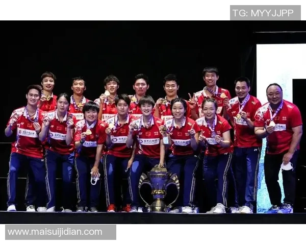 深圳羽毛球队在城市联赛中的默契配合与战术分析 深圳羽毛球队在城市联赛中的默契配合与战术分析